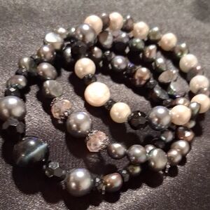 Cultured Fresh Water Black and White Pearl Braclets Set Of 3 Expandable